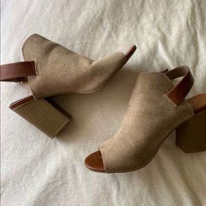 Candie’s ankle boots